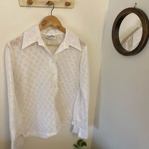 Vintage 1970's White Eyelet Button Down Top Lady Winn By Teddi- Size M